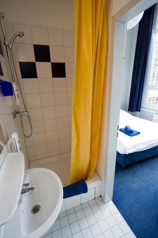 Hotel Transit Berlín Pokoj fotografie